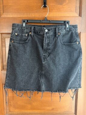 Vintage Levi’s Black Denim Mini Skirt